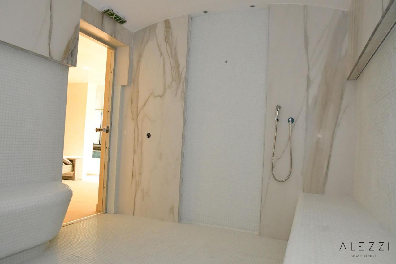 Alezzi Majestic Apartments 97 Năvodari Exteriör bild